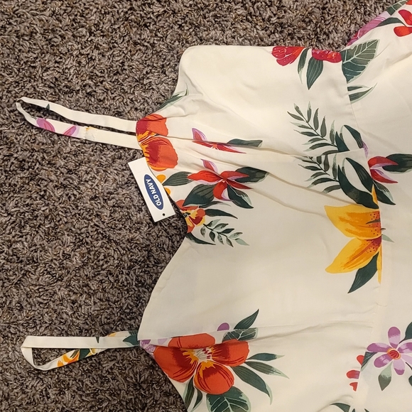 COPY - Old Navy Tropial Dress - Picture 3 of 3